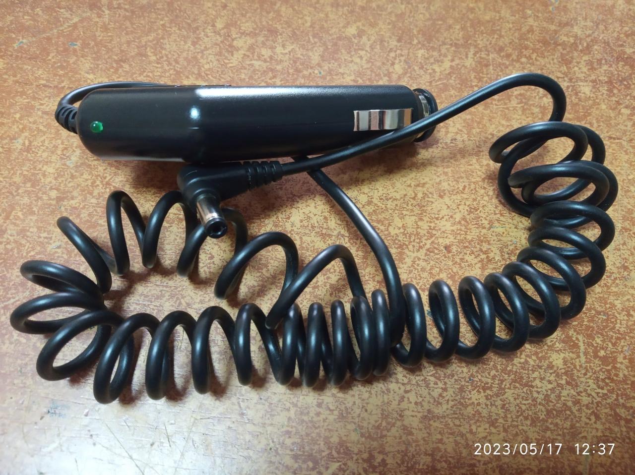Адаптер живлення в прикурювач вхідний 12-24V/ вихідний штекер DC Jack 12V 1500mA(1.5A) роз'єм 5.5x2.5mm