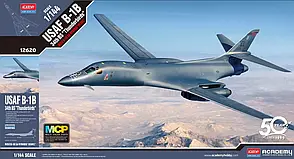 B-1B 34th BS 'Thunderbirds'. Збірна модель літака у масштабі 1/144. ACADEMY 12620