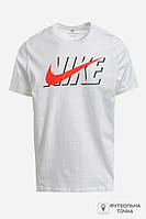 Футболка Nike Swoosh DZ3276-100 (DZ3276-100). Мужские спортивные футболки. Спортивная мужская одежда.