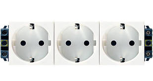Блок розеток електричних Legrand Mosaic, 3хSchuko для кабельних каналів DLP, Quintella, 16А, 250В, гвинтові клеми, 6 модулів, в