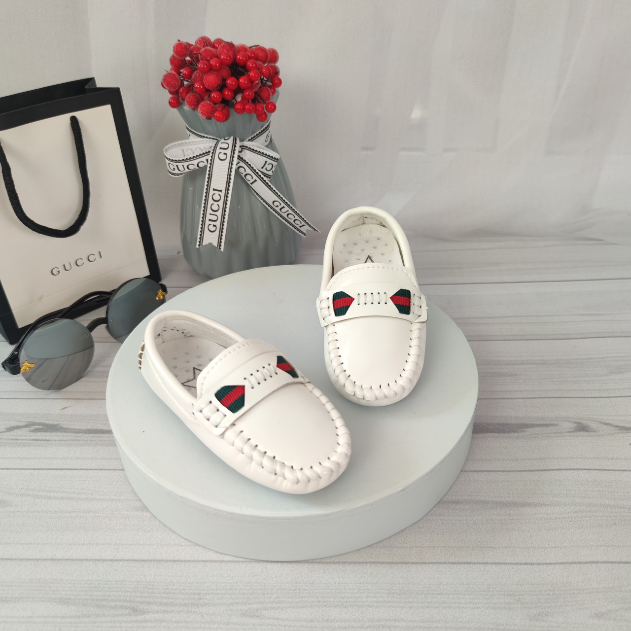 Дитячі білі мокасини Гуччі