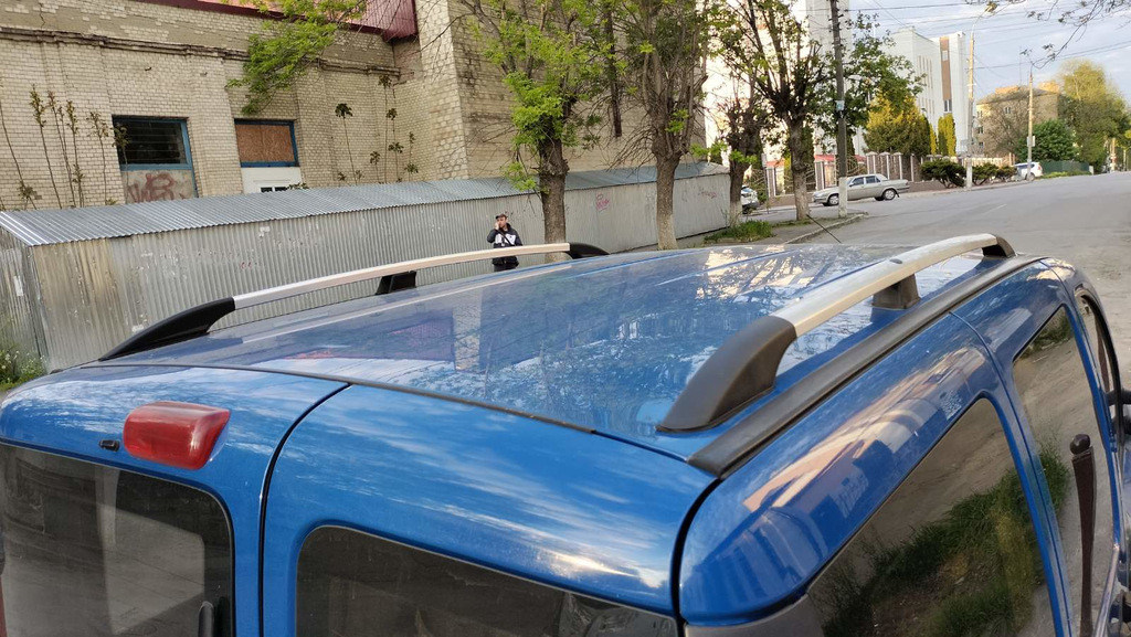 Рейлінги Хром (пласт. ніжки) Максі база, пластикові ніжки для Fiat Doblo I 2005-2010 рр від VLF комп., фото 1