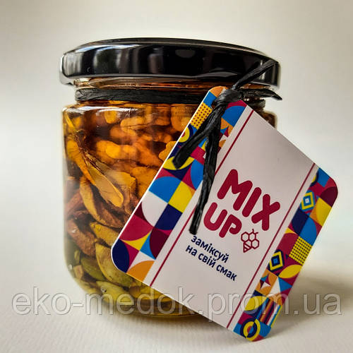 Купить Мед с орехами, сухофруктами и семечками: семечки тыквы, яблоко ...