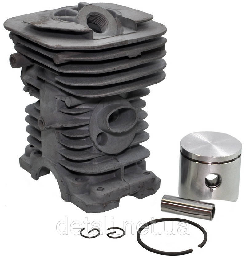 Поршнева (циліндр) бензопили  для Husqvarna 137(d38) (чорна) MANLE аналог 5300699-40, фото 1