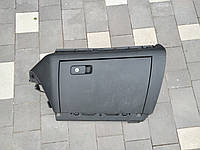 Перчаточный ящик, бардачок VW Passat b7 USA черн, 561-857-101-B-82V