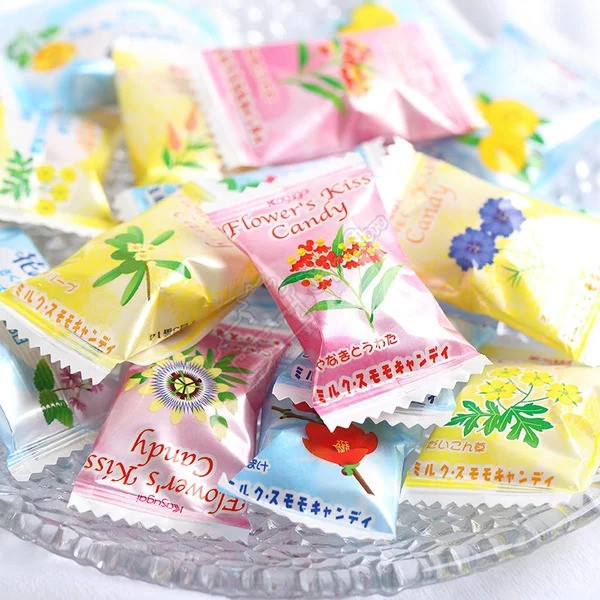 Купити Японські цукерки Kasugai Flower's Kiss Milk Plum Candy 135g
