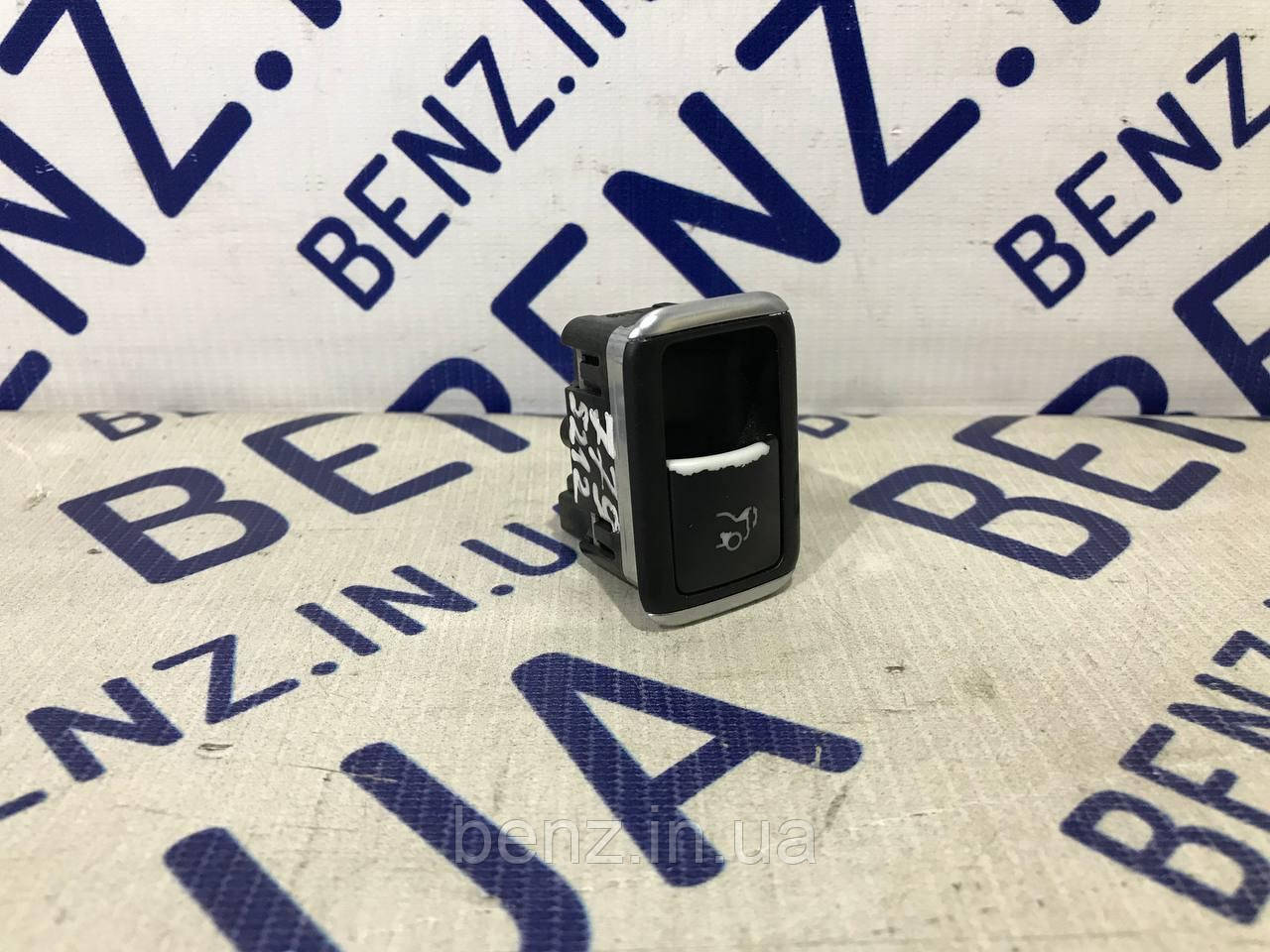 Кнопка відкриття кришки багажника Mercedes S212, W212, W204 A2049055602, фото 1