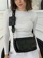 Женская стильная сумка кроссбоди 3 в 1 плетеная среднего размера из эко кожи черного цвета