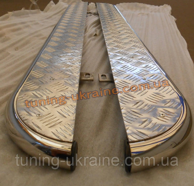 Боковые пороги труба c листом (алюминиевым) D42 на Hyundai Santa Fe ix45 2013+ - фото 4 - id-p315775359