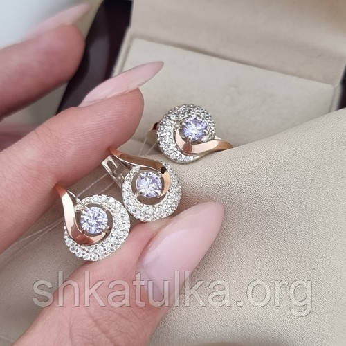 Комплект украшений из серебра серьги и кольцо с золотыми вставками и цирконами - фото 3 - id-p492842682