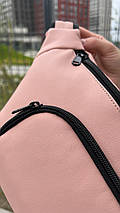 Жіноча нагрудна сумка-бананка, слінг-сумка практична і стильна в рожевому кольорі, фото 2