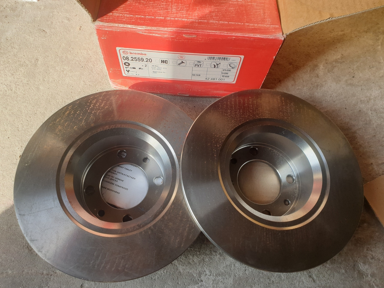 Тормозные Диски BREMBO Передние на ВАЗ 2101 — Купить Недорого на Bigl ...