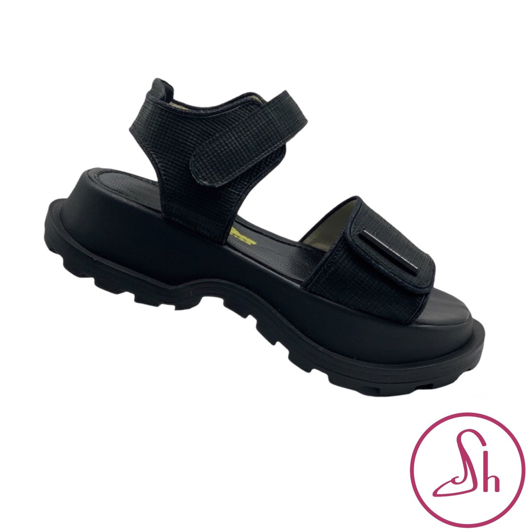 Чорні жіночі босоніжки на масивній підошві на липучках “Style Shoes”