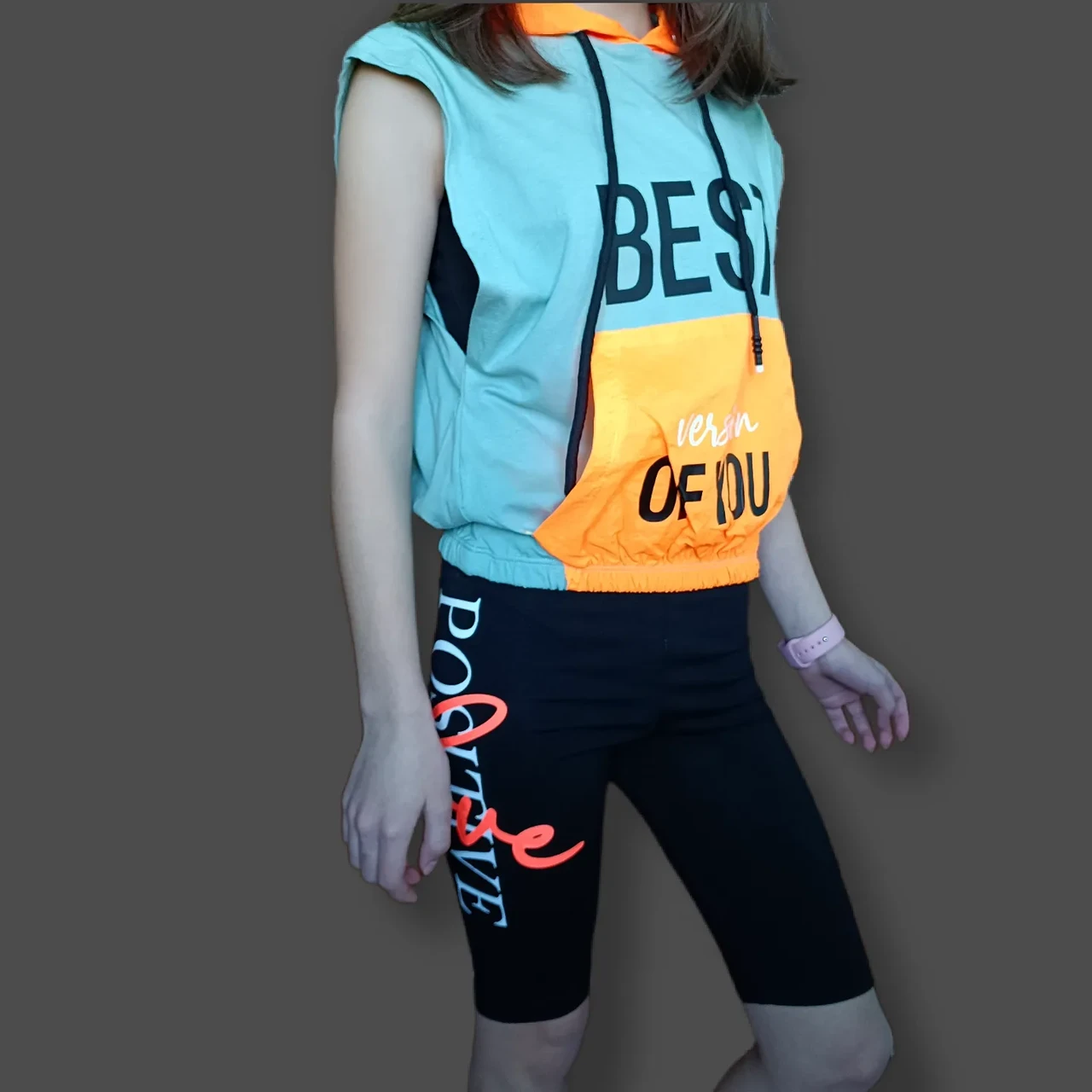 Літній Костюм-трійка на дівчинку майка футболка з капюшоном і велосипедки Туреччина р. 134,140, 146,152