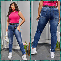Классные удобные женские синие джинсы с потертостями.