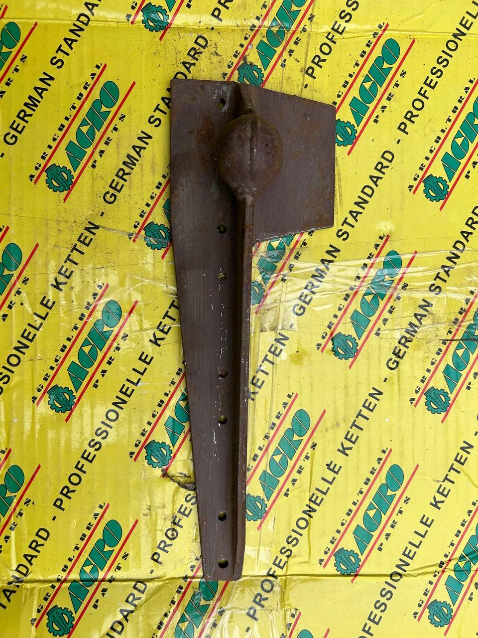 П'ятка, головка коси польської тракторної сегментної косарки, фото 1