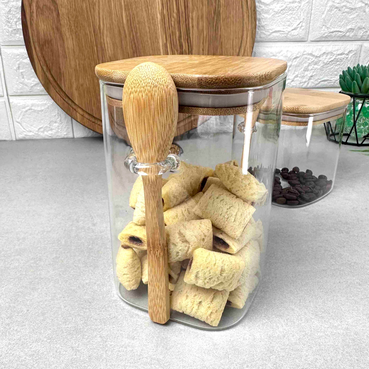 Квадратна скляна банка з дерев'яною ложкою з бамбуковою кришкою 1200 мл, фото 1
