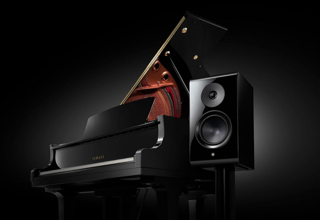 Акустическая система Yamaha NS-800A Piano Black