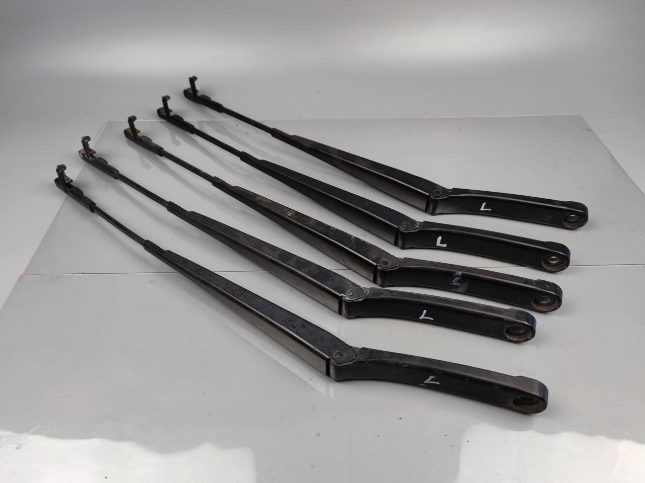 Тримач щітки передній лівий Skoda Octavia A5 (2004-2013) 1Z1955409, фото 1