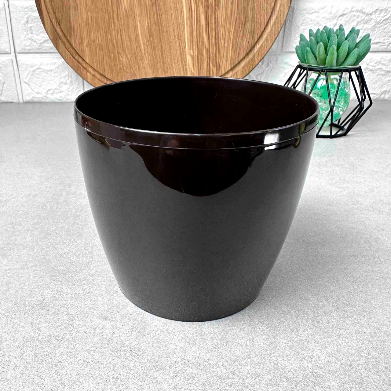 Високий квітковий горщик Коричневого кольору 15.5*13.7см 1.9л, Магнолія Ламела Мокка