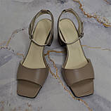 Шкіряні босоніжки на високих підборах із квадратним носком, фото 3