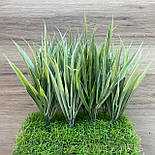Декоративна трава. Штучна зелена осока світла 30 см пластик, фото 4