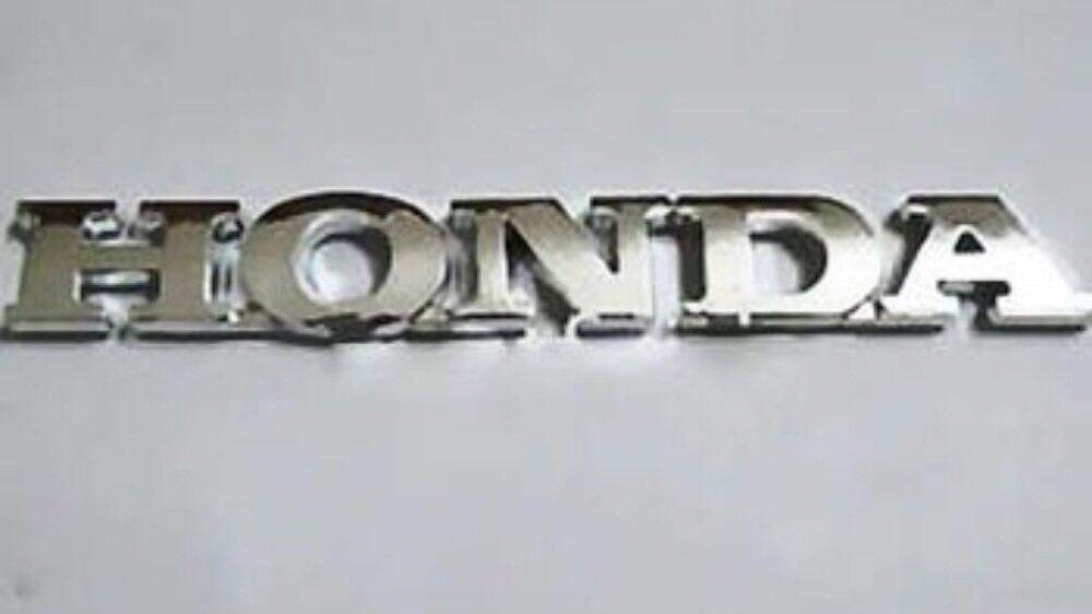 Шильдик емблема напис на багажник HONDA Хонда  колір хром