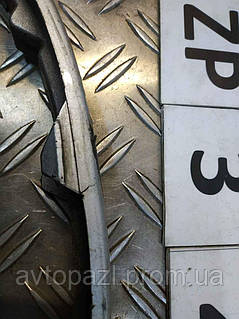 ZP3293 866863K710 накладка бампера зад R под хром молдинг