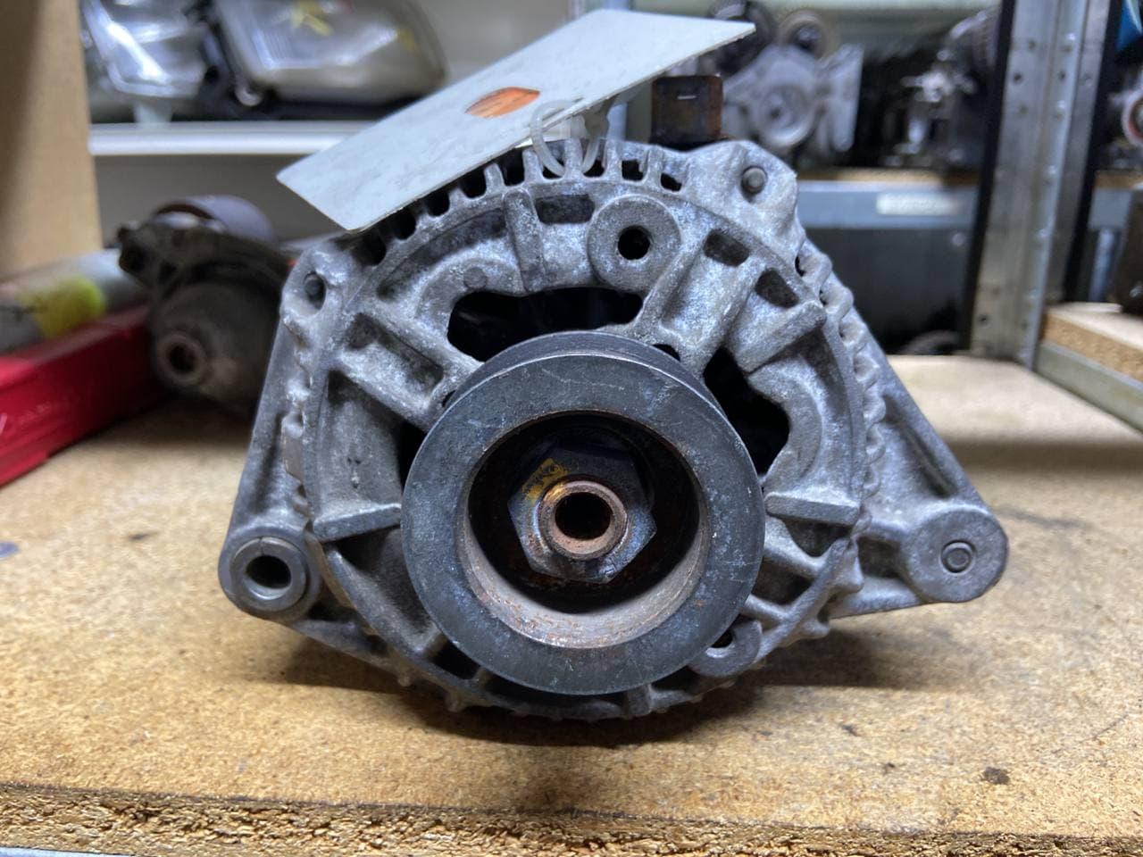 Генератор Toyota Camry V20 27060-03040 70A Bosch, фото 1