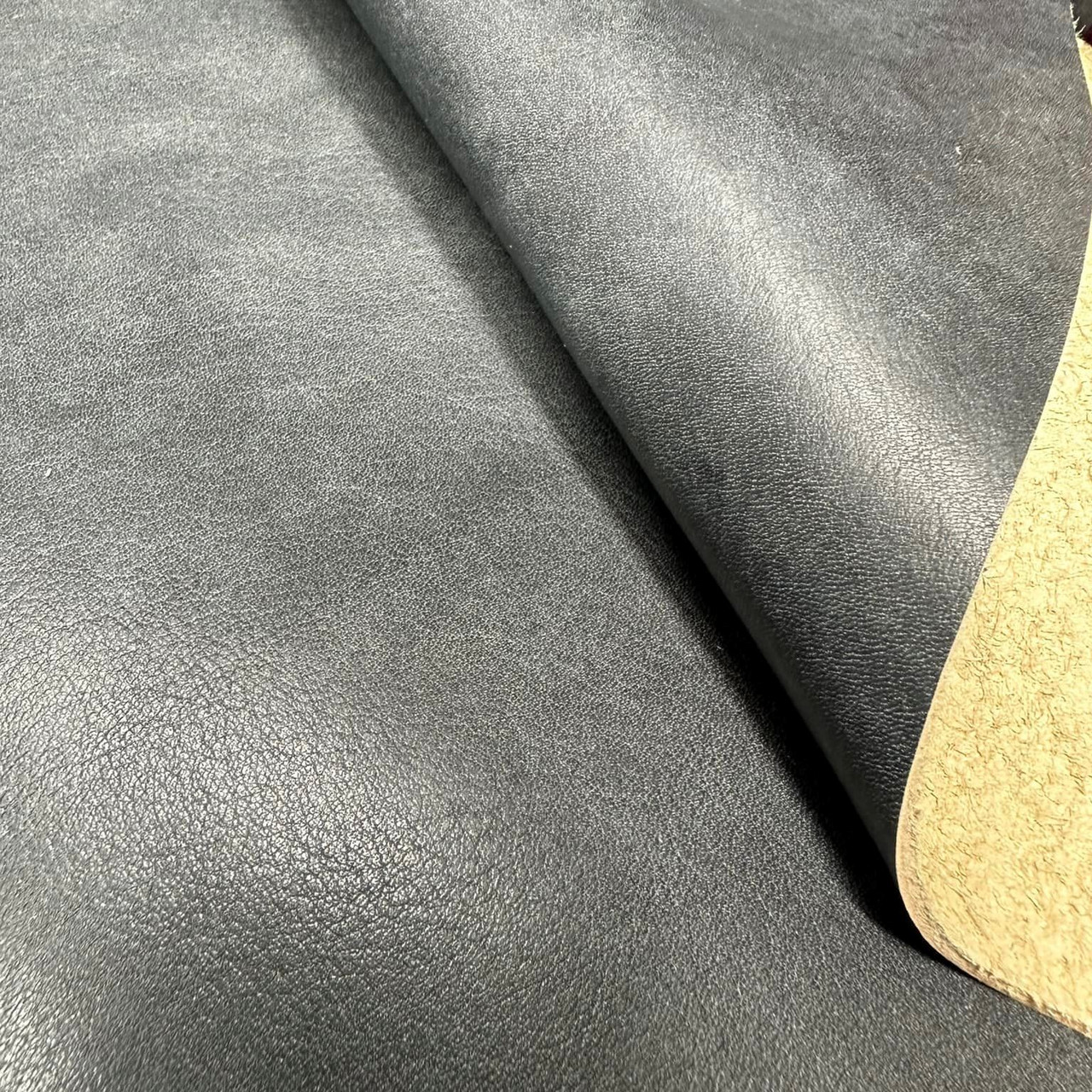 Шкіра 1.5mm рослинного дублення balenciaga 170dm2 Italy