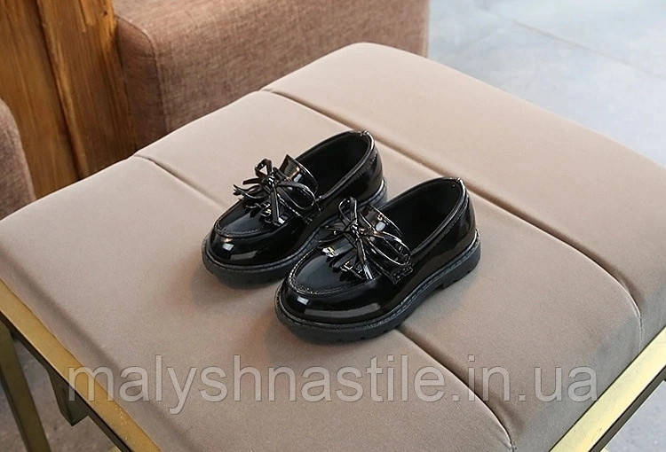 Дитячі туфлі для дівчинки, чорні туфельки лофери для дітей