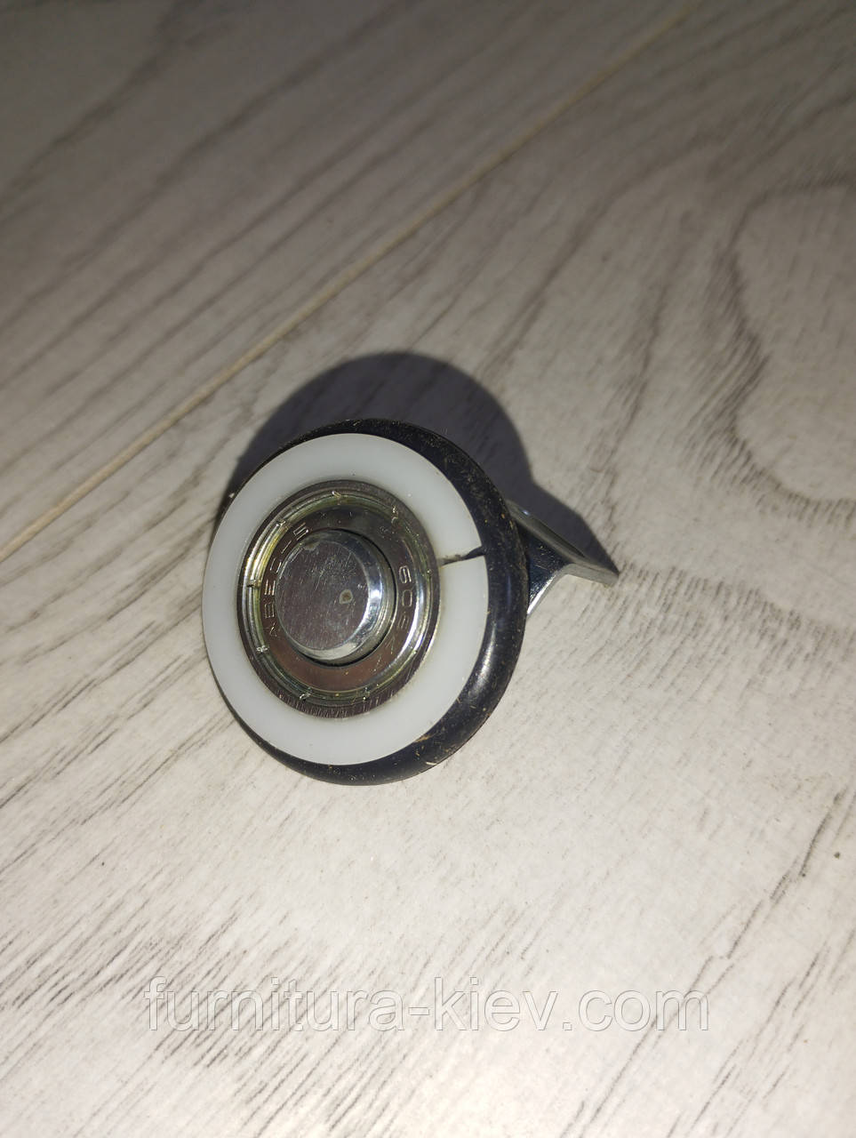 Ролик на шафу верхній 34 мм із тріщиною, фото 1