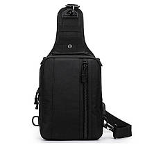 Чорна тактична сумка-рюкзак Sling Pack барсетка на одній лямці + USB вихід., фото 2