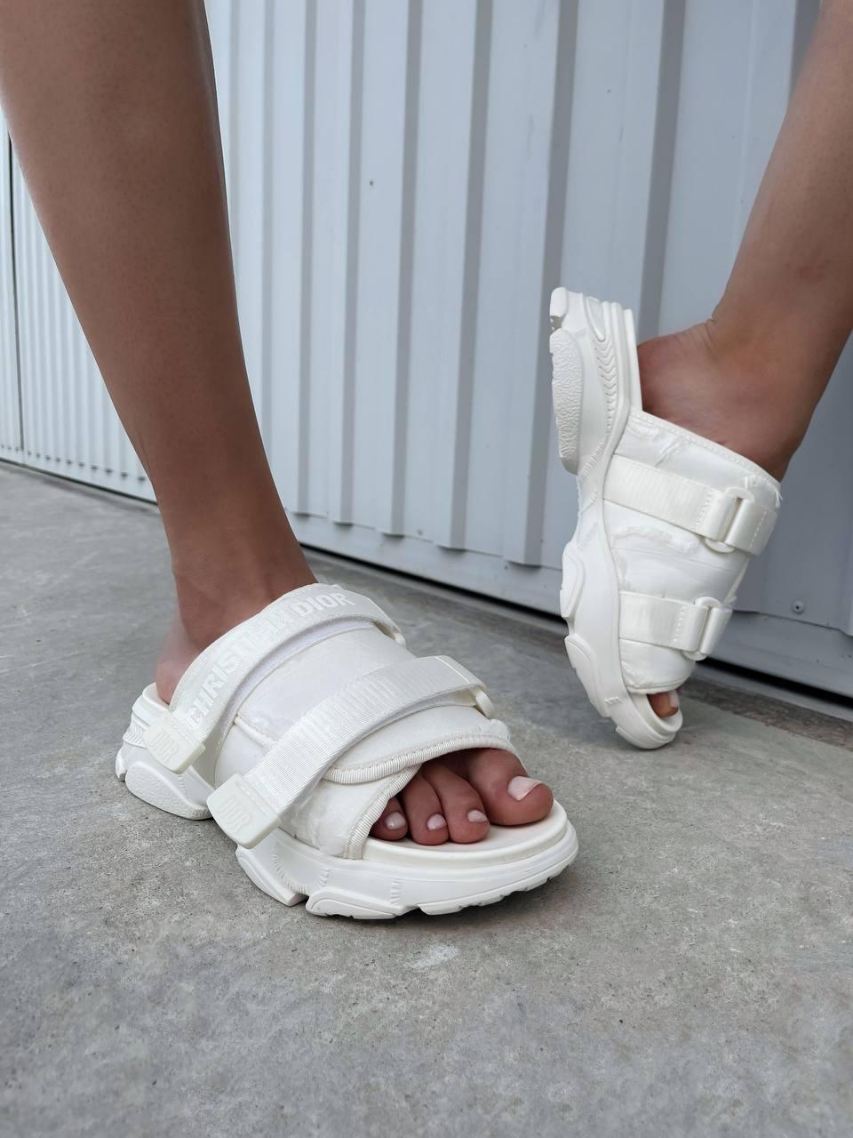 Жіночі шльопанці Christian Dior D-Wander Slide White ALL04349