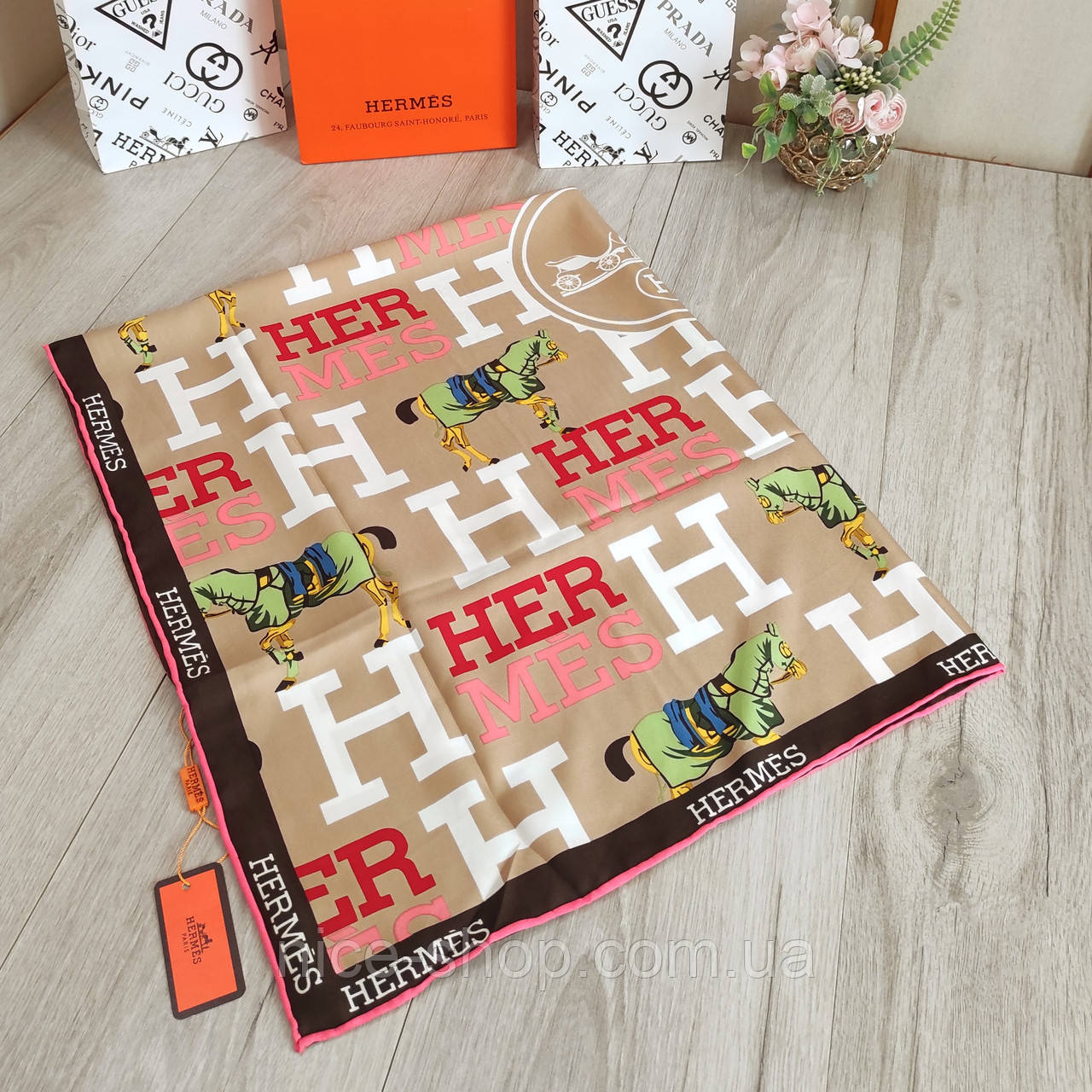 Хустка H.e.r.m.e.s шовкова з ручною підшивкою