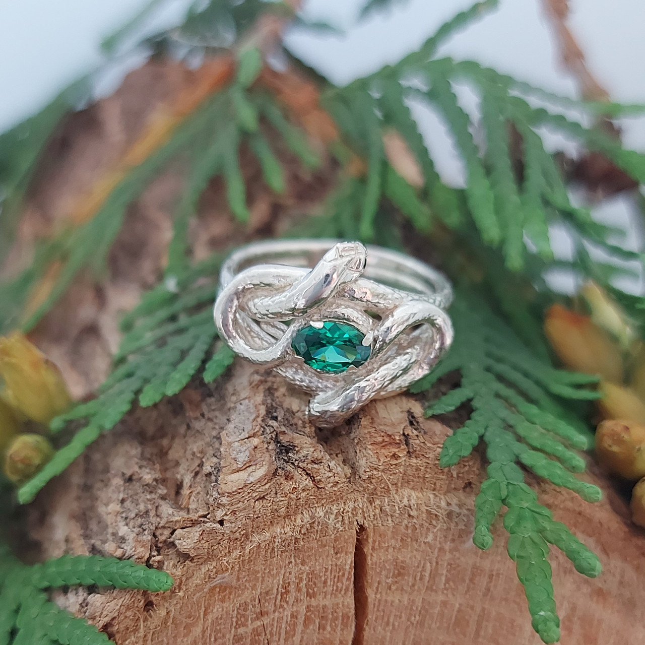 Змія з каменем, змії кільце жіноче, кільце