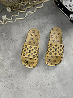 Женские шлепанцы Louis Vuitton (бежевые с коричневым) стильные лёгкие мягкие шлепки J220 тренд