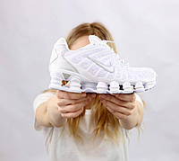 Женские кроссовки Nike Shox (белые) лёгкие мягкие качественные кроссы для занятий спортом К14142 vkross