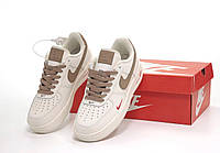 Женские кроссовки Nike Air Force (белые с коричневым и красным) низкие модные деми кеды К14266 top