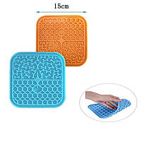 Килимок для повільного годування - злизування Dog Walking для собак і котів 15х15см синій, фото 5