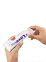 Універсальний лубрикант Love Kiss Cream з ароматом полуниці