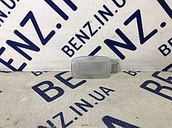 Плафон освітлення салону Mercedes W164, X164, W639 A2088200501