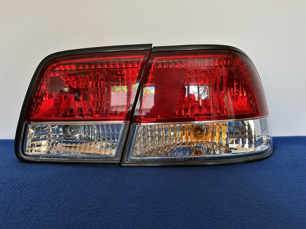 Задній правий оригінальний ліхтар samsung sm5