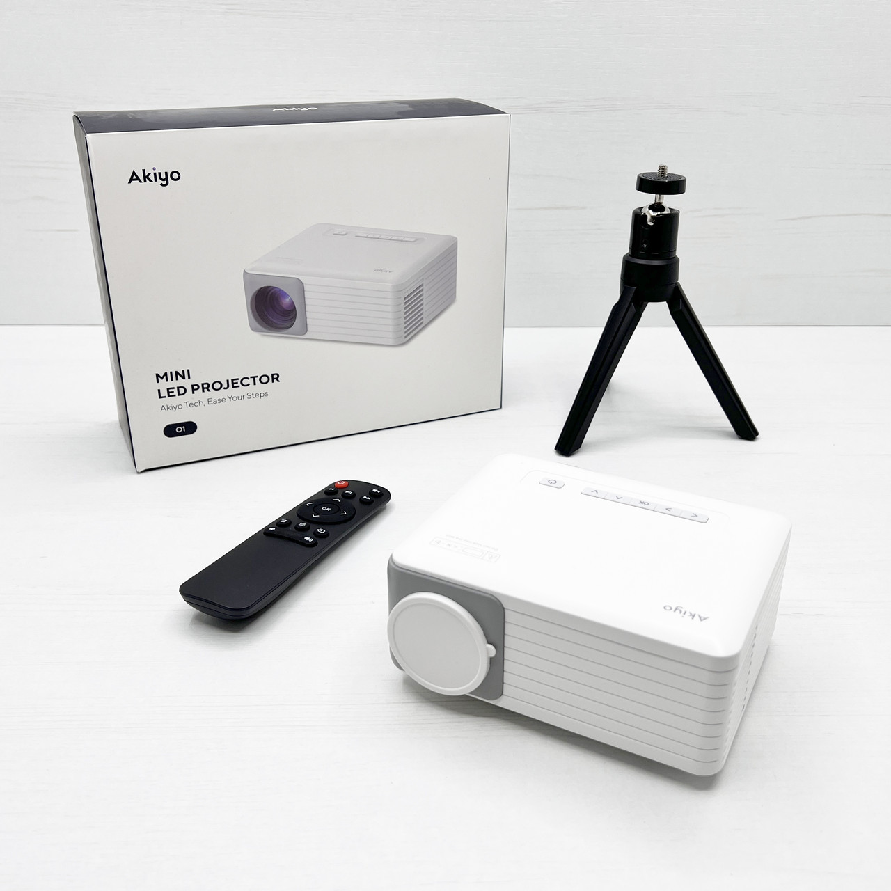 AKIYO MINI LED PROJECTOR