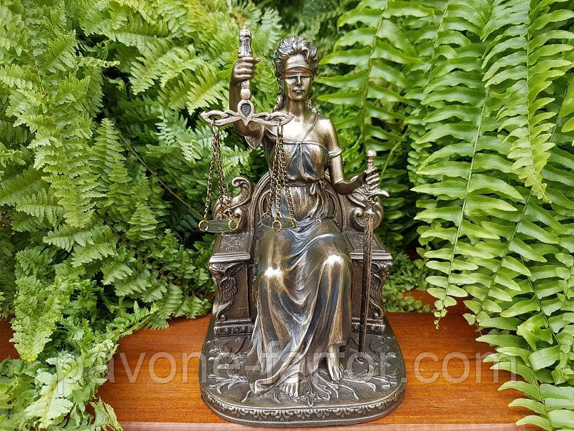 Подарункова статуетка Veronese "Феміда на троні" (18 см) 75268 A4