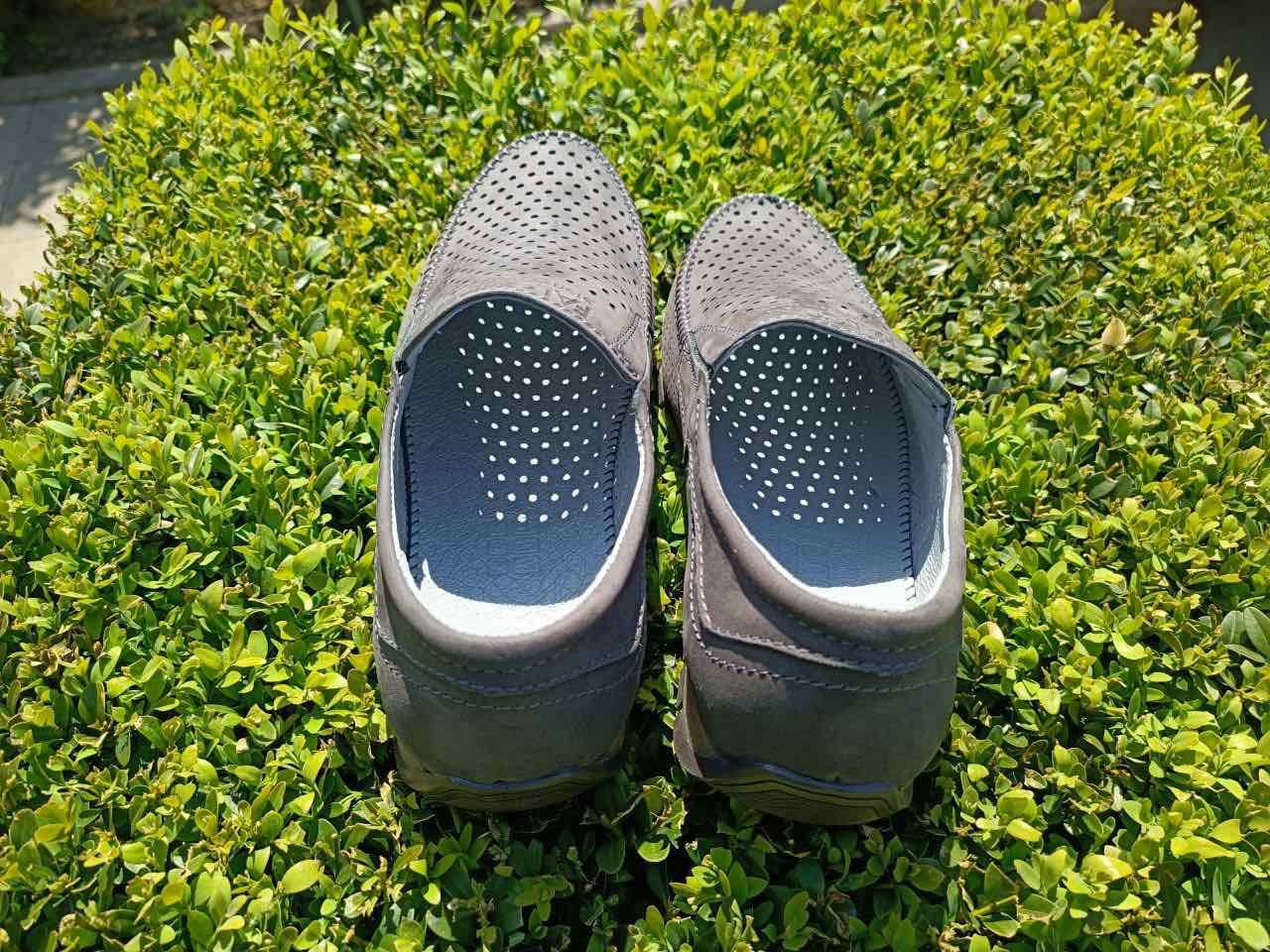 Мокасины мужские 41 размер кожаные туфли с перфорацией серые макасины летние слипоны в дырочку без резинке - фото 3 - id-p1853786989