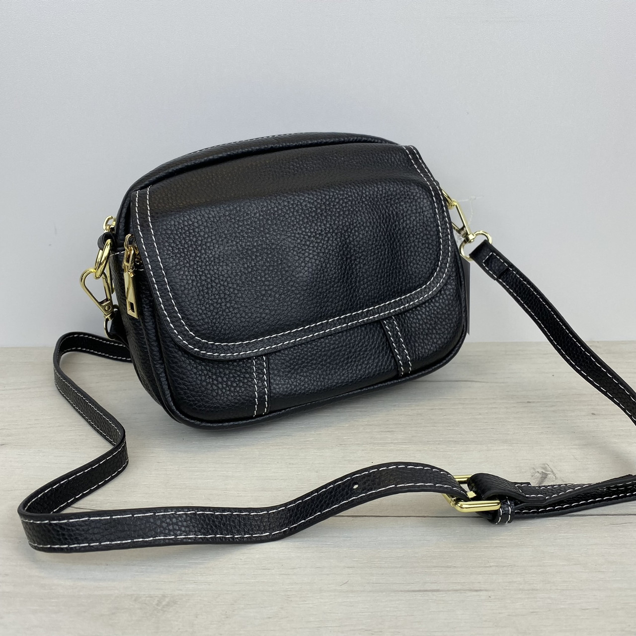 Шкіряна сумка з клапаном СРІБНА фурнітура КТ-4117 Чорна, фото 1