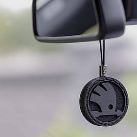 Ароматизатор дерев'яний в авто "Skoda" Black Line, 6 см.