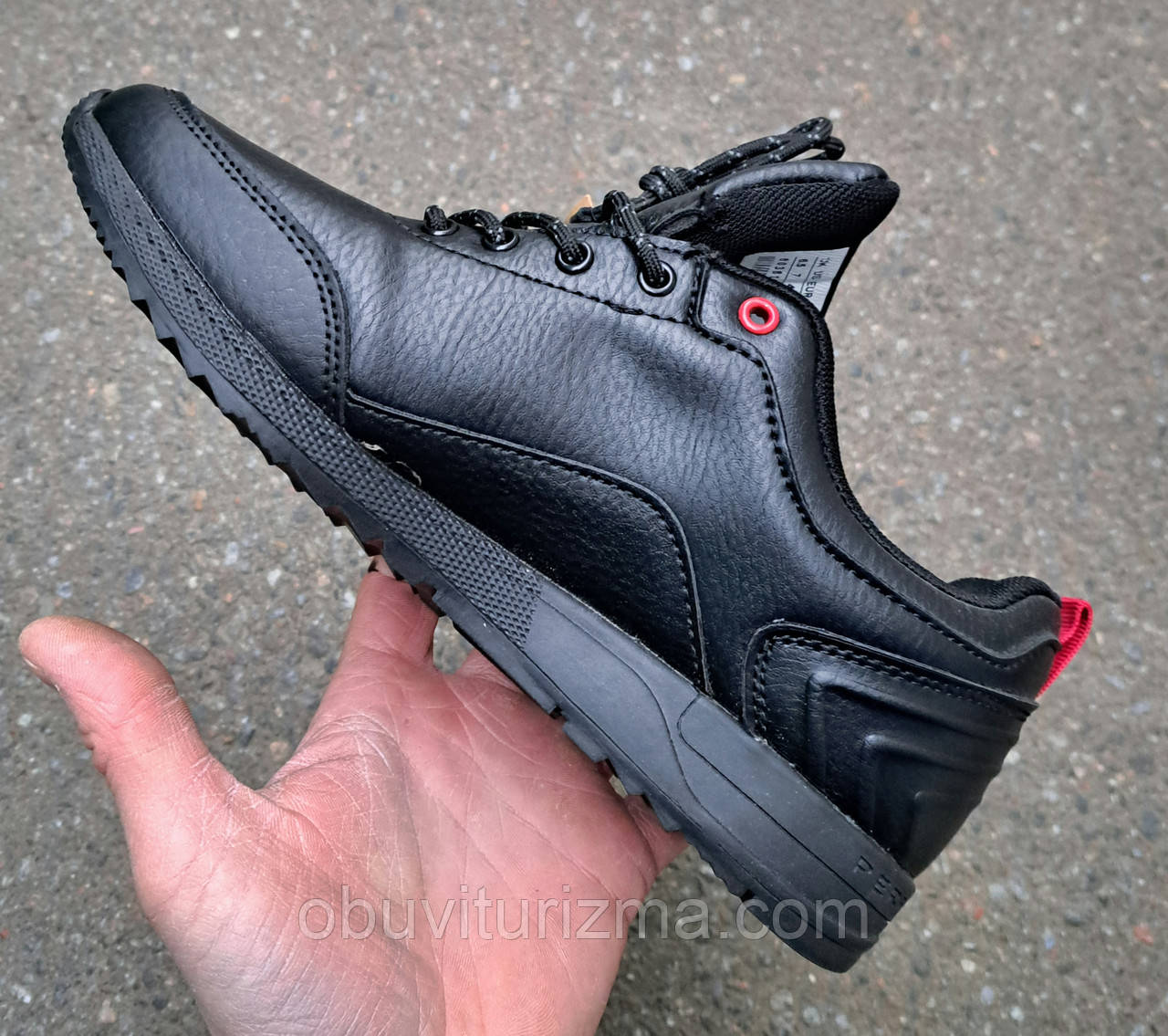 Осінні кросівки ARMANI EA7 (41размер - 26.5см )