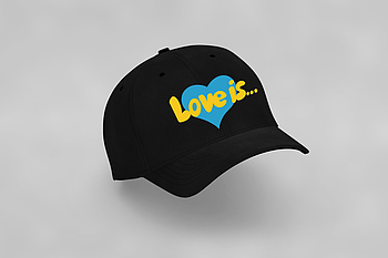 Кепка з прикольним дизайном  "Love is…"